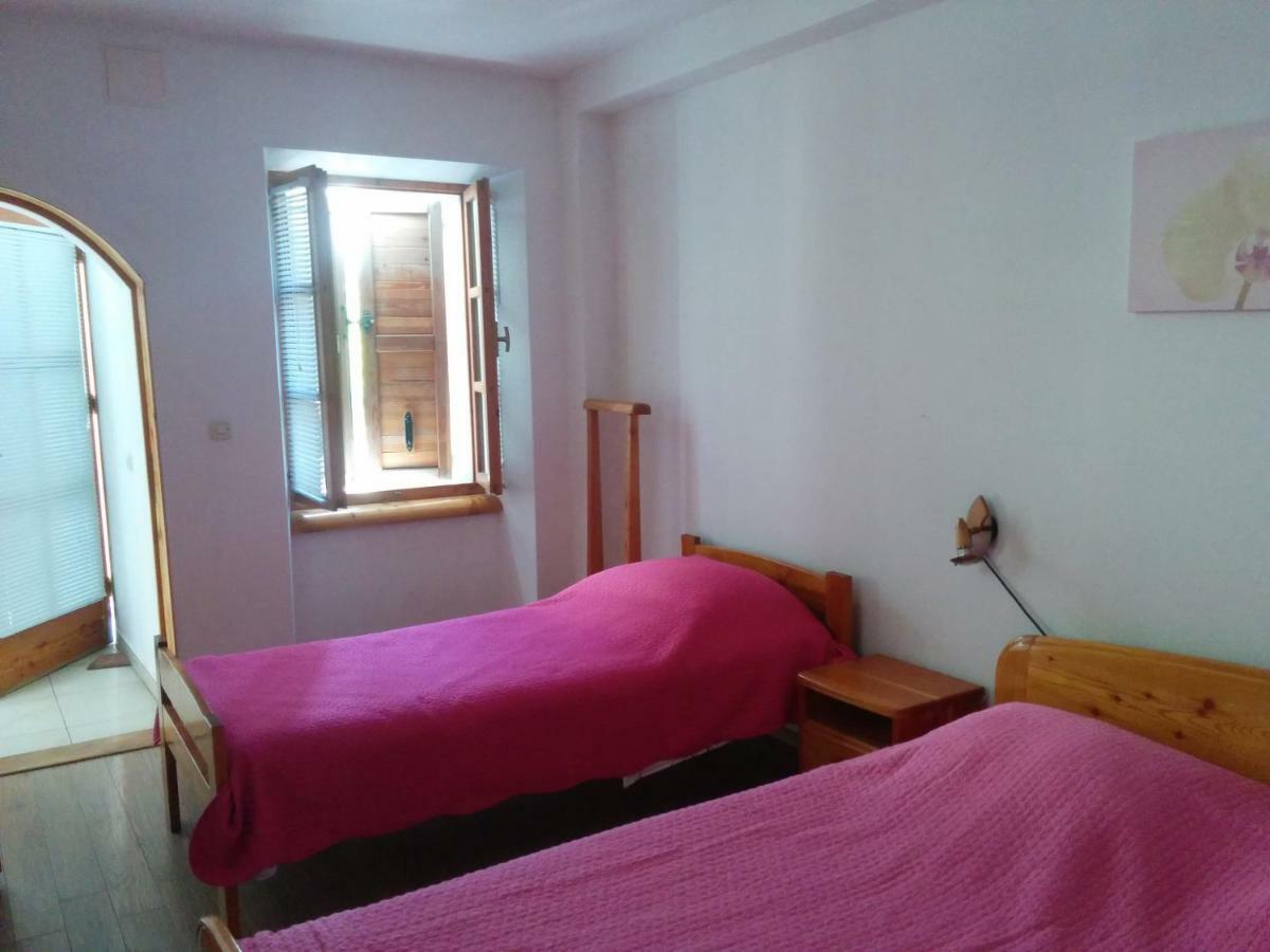 Apartment In A Beautiful Bay Sascica Sali Exterior foto
